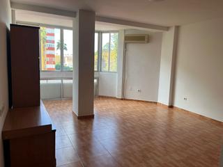 Estudi  Calle pasillo batería. Estudio torre del mar céntrico .plazamar