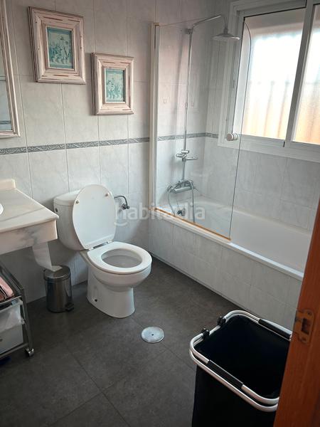 Foto 3028b4bd-4d8f-4330-aa95-89ba1eb50185. Chalet  adosado a 400 metros de la playa de caleta de vélez en Caleta de Velez