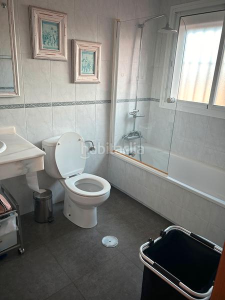 Foto 4b4aa68c-5df7-4352-8080-36b92b223d12. Chalet  adosado a 400 metros de la playa de caleta de vélez en Caleta de Velez