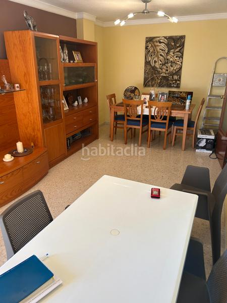 Foto fbd63f18-eca1-4768-8c97-d1bf8eb6bccb. Piso  tres dormitorios + parking zona instituto almenara . terraza 12 m2 en Vélez - Málaga