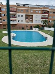 Lloguer Pis  Calle pintor antonio hidalgo. Alquiler piso tres dormitorios residencial con piscina