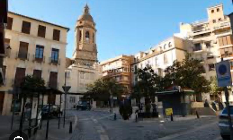 Foto 33dcd997-ab88-4f0f-a844-e9313426d489. Piso  cuatro dormitorios muy céntrico en Loja