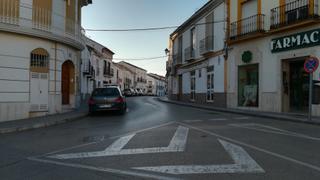 Local commercial à Calle cruz verde 55b. Venta locales brutos desde 37 m2