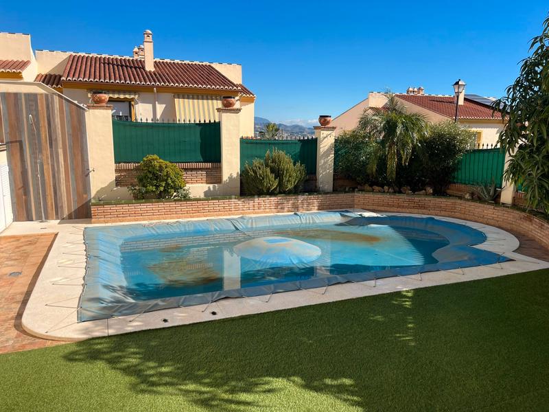 Foto 4e792380-94b8-4465-87c3-5640171812b1. Doppelhaus mit kamin pool in Viña Málaga Torre del Mar