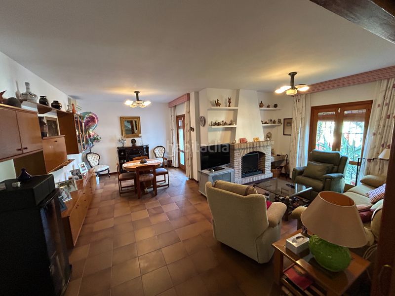 Foto 02a2dd2c-4084-4c28-9083-0867233f2163. Casa aparellada amb xemeneia calefacció aparcament piscina a Vélez - Málaga
