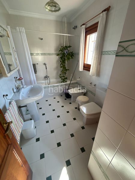 Foto 8f96a38a-1097-43f9-ad02-c04e0fcba05d. Casa aparellada amb xemeneia calefacció aparcament piscina a Vélez - Málaga