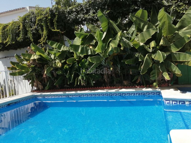 Foto c84fd4fa-cfad-486a-abbd-f143dbc7a5c7. Casa aparellada amb xemeneia calefacció aparcament piscina a Vélez - Málaga