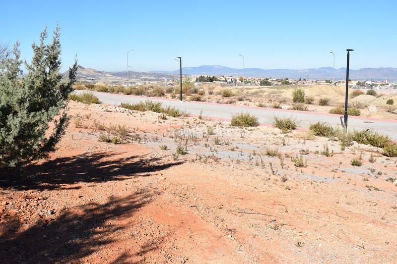 Foto bb79e343-3304-429c-92e4-5f37b4e65793. Terreny residencial a calle limonero 0 a Villa de Otura