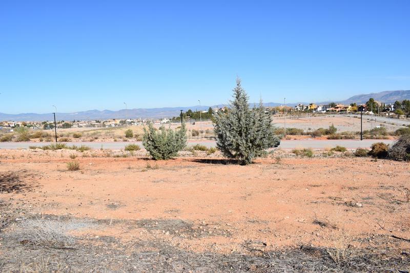 Foto 1bb7eb3a-0724-409d-9cb2-aa64edcaa0bf. Wohngrundstück in calle limonero 0 in Villa de Otura