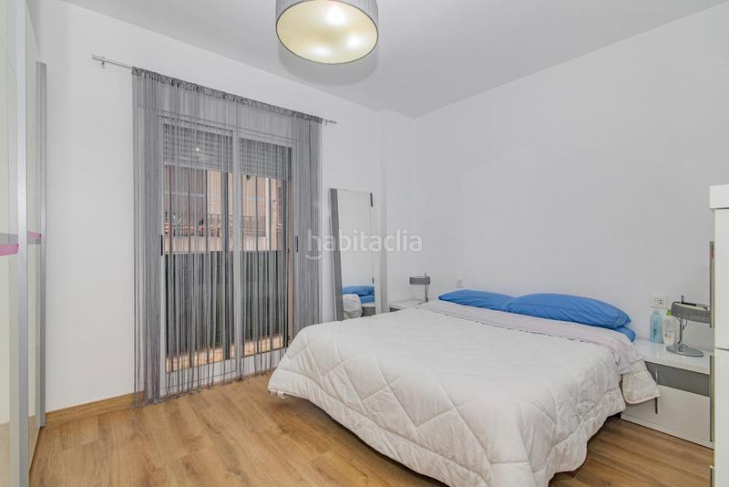 Foto aa510dbe-c5d6-4db9-a378-5fe749aa3f4a. Piso oportunidad!! piso totalmente reformado en zaidin calle palencia junto merca 80 en Granada