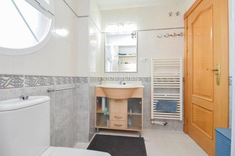 Foto 3c2b7c80-8ae5-4ee7-9d12-330a13277268. Chalet in teresa de calcuta 19 in Urbanizaciones Alhendín