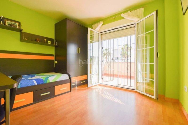 Foto 45bfdd7e-d950-49bb-9b0a-94fd33e47dcf. Chalet in teresa de calcuta 19 in Urbanizaciones Alhendín