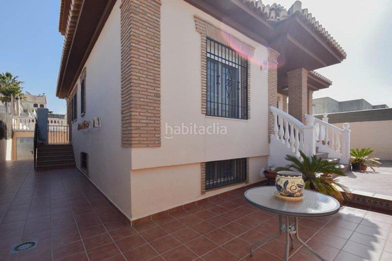 Foto f261ff34-d9c0-406d-a12f-742fd48b8958. Chalet in teresa de calcuta 19 in Urbanizaciones Alhendín