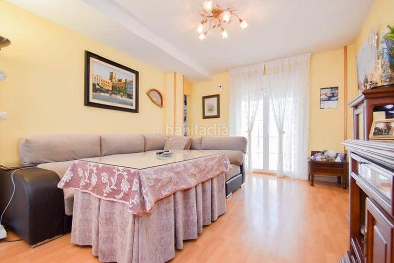 Foto 9dc480b5-bcf8-45cf-808b-31df43202ef2. Chalet dans teresa de calcuta 19 dans Urbanizaciones Alhendín