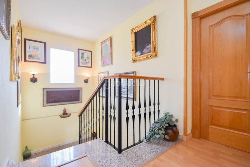 Foto 36fc765b-e238-4af9-81dd-e11c6c6410c7. Xalet a teresa de calcuta 19 a Urbanizaciones Alhendín