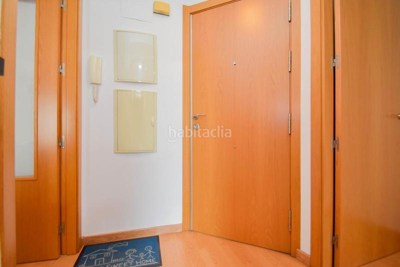 Foto 10809604-5b5d-4fa7-874b-08cd174fec06. Piso hermoso y coqueto piso a la venta centro, esquina, 3 dormitorios, 2 baños, garaje, ascensor en Otura