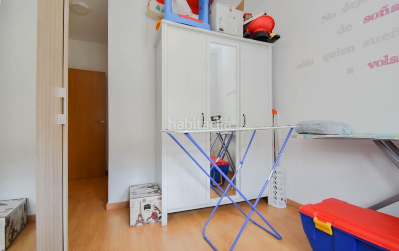 Foto 9228db55-2898-4d20-9594-5955195a57e1. Piso hermoso y coqueto piso a la venta centro, esquina, 3 dormitorios, 2 baños, garaje, ascensor en Otura