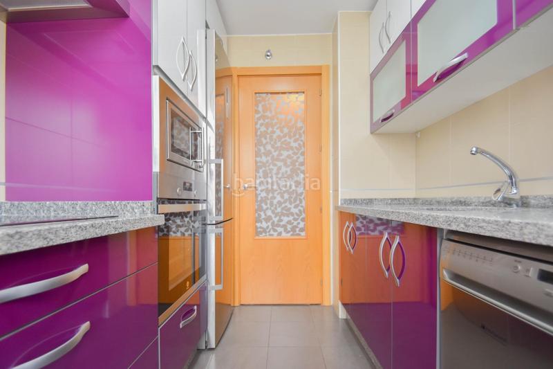 Foto fdd4a143-f54c-4c30-bc58-ab2ebf4aa74a. Piso hermoso y coqueto piso a la venta centro, esquina, 3 dormitorios, 2 baños, garaje, ascensor en Otura
