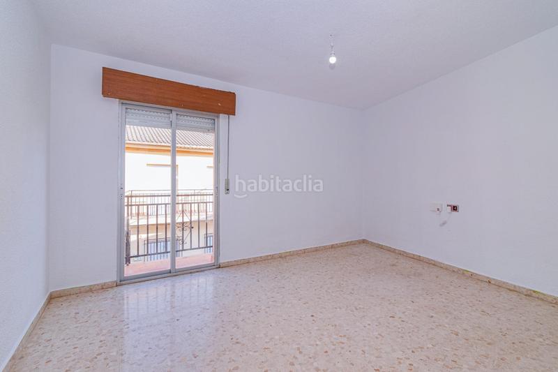 Foto cc893167-2b7f-4de1-b7ae-2ed3341e2fd1. Casa pareada en Polideportivo Alhendín