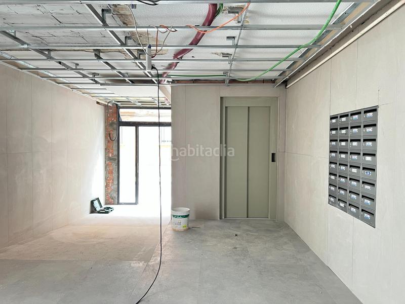Foto 0dfcaf95-1dea-4428-8349-7b9b1ed300ea. Piso en calle de aristóteles un pisazo ideal para vivir o para invertir en una zona inmejorable. en Granada