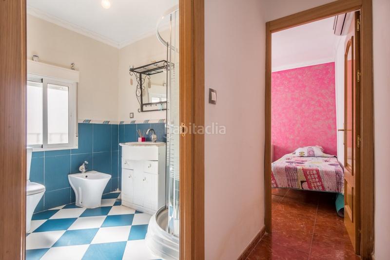 Foto 05d25122-2707-4a6b-a5ea-27f14e79508f. Casa en calle alegre 1 en Ayuntamiento Alhendín