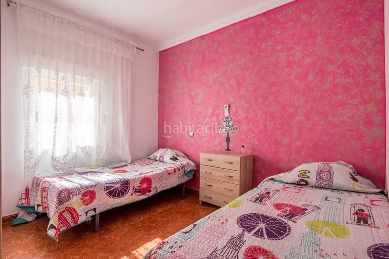 Foto 226b7052-5427-4d55-a3a2-41d19b3f8632. Casa en calle alegre 1 en Ayuntamiento Alhendín