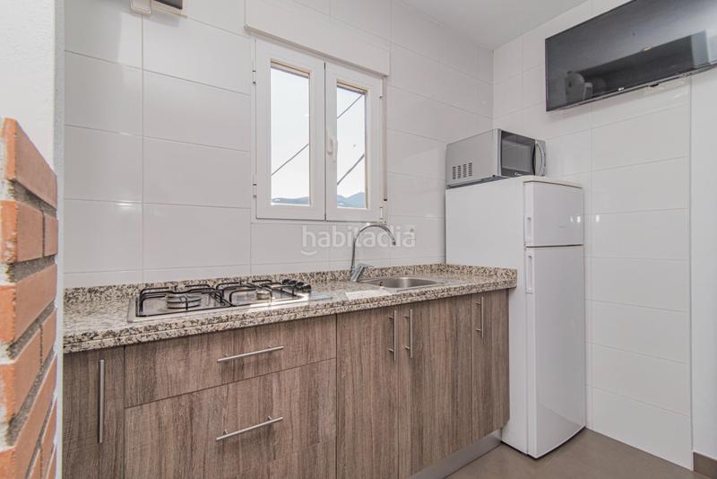 Foto ce10dc74-1ef9-4c58-80ee-9519f8bbd865. Casa pareada espectacular casa totalmente reformada en Quéntar