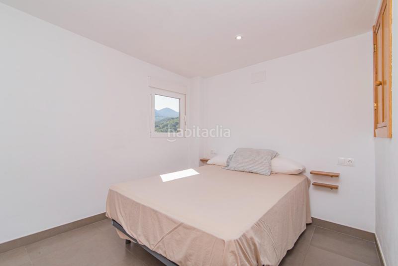 Foto d3cdffe5-4c8d-4c98-9367-d620142b9678. Casa pareada espectacular casa totalmente reformada en Quéntar