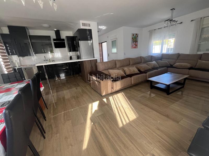 Foto 296a0d22-1a83-47a6-983a-59f7f55f6866. Chalet dans Padul