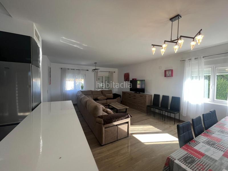 Foto afd6f62b-eec3-401c-bc31-b89b19348fc8. Chalet dans Padul