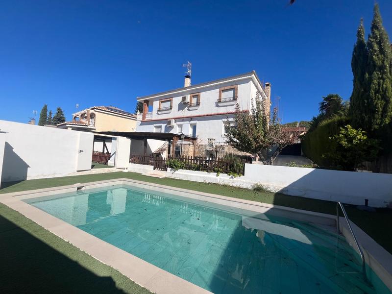 Foto cf291c70-0284-4701-9927-1228f0f0964a. Chalet dans Padul