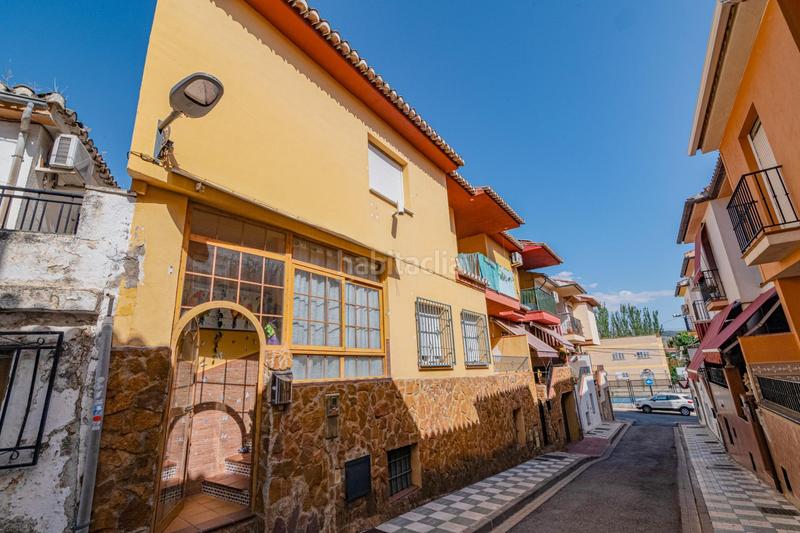 Foto f7d7701a-78ef-477a-8fe3-5b5261bdbfbc. Casa adossada amb calefacció a Pulianas