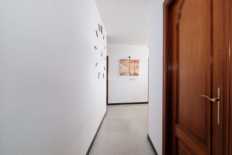 Foto 99e35fee-2727-4516-8b14-d3f9bc914c2c. Xalet amb aparcament a Padul