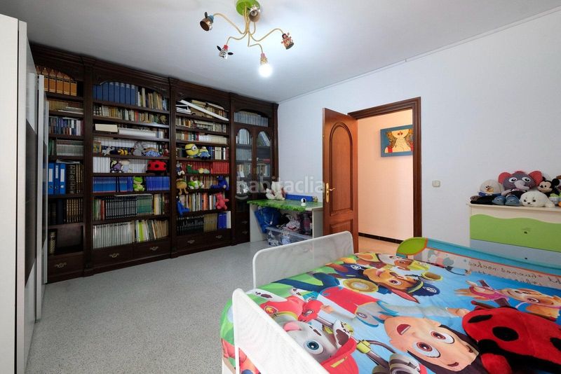 Foto a890eca1-dd44-47a8-ae95-c7e27d03703e. Xalet amb aparcament a Padul