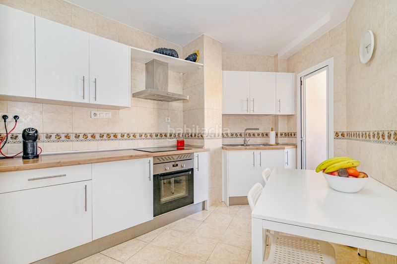 Foto 0b19bddd-09e0-4c49-a881-ddc110dfd6c8. Pis a Maracena