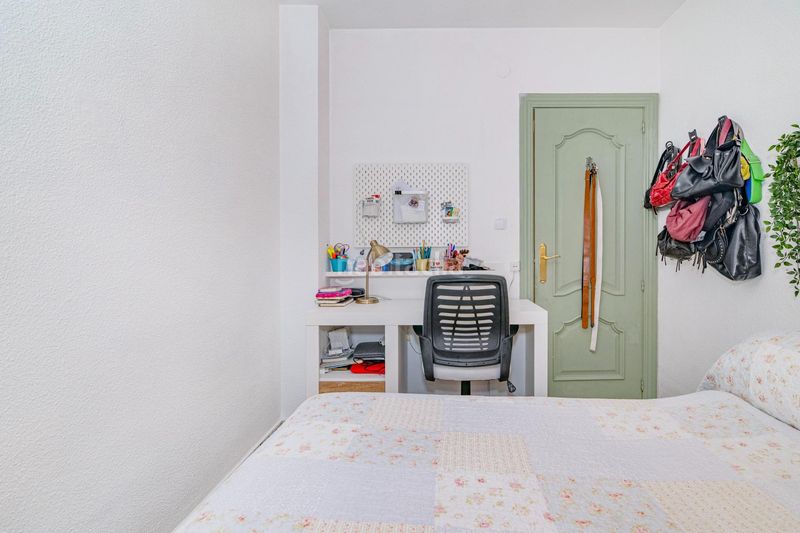 Foto 322d8050-0c64-49cd-9ea1-b7fa64e51fc6. Pis a Maracena