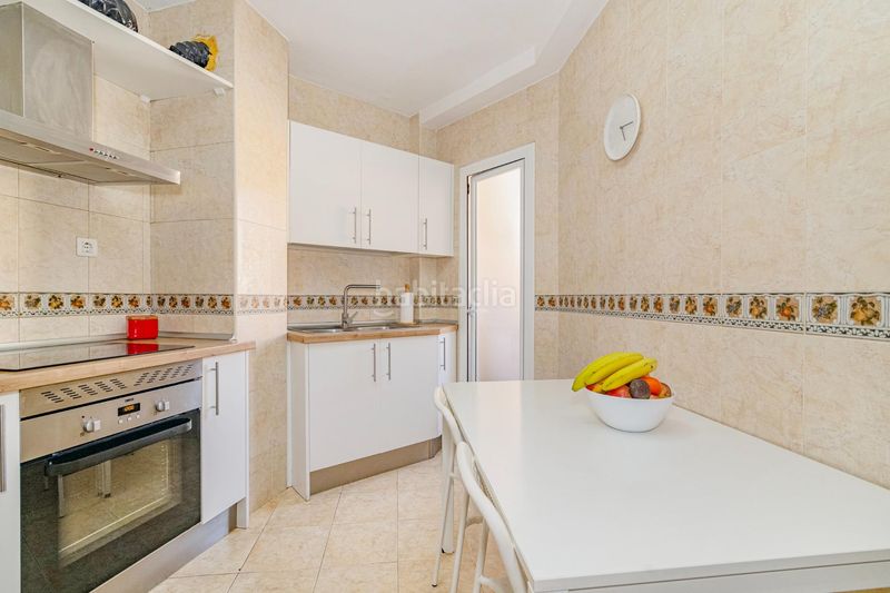 Foto aab653d7-a512-4249-aaad-eccf0c5b266f. Pis a Maracena