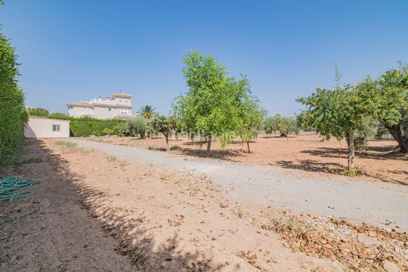 Foto 1f5df74d-5dab-475e-a1c0-bfaa193d0d23. Xalet amb calefacció aparcament piscina a Atarfe