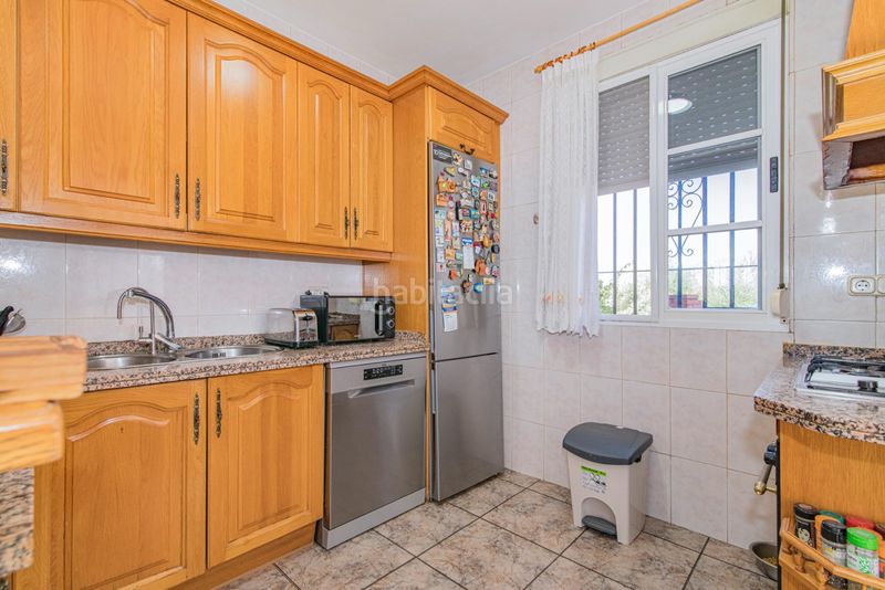 Foto beeaa6f2-fdac-4676-98bc-10544befe610. Xalet amb calefacció aparcament piscina a Atarfe