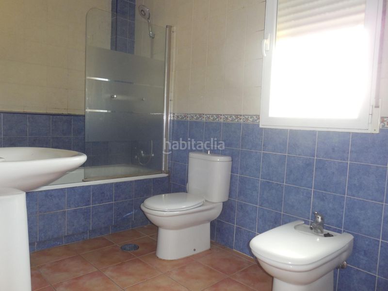 Foto ff1c5d8e-ad85-41a4-ab99-bcc86e4c09da. Casa pareada  con jardín y piscina en el puntal en Padul