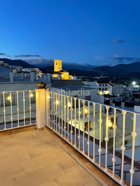 Foto 49f68cec-2ddb-4f2b-8f04-3f7df981978e. Casa amb piscina a Centro Salobreña