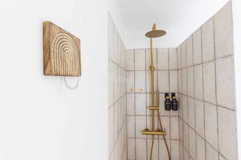 Foto 5ebe484d-3484-4724-8ba2-e14e6f87ff85. Casa amb piscina a Centro Salobreña