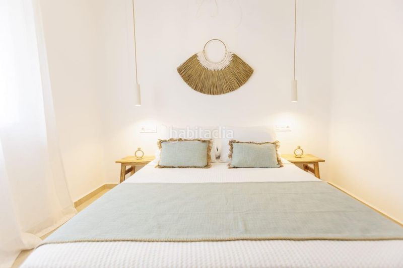 Foto e0028570-c3a5-4173-88af-be7c9b09ef7b. Casa amb piscina a Centro Salobreña