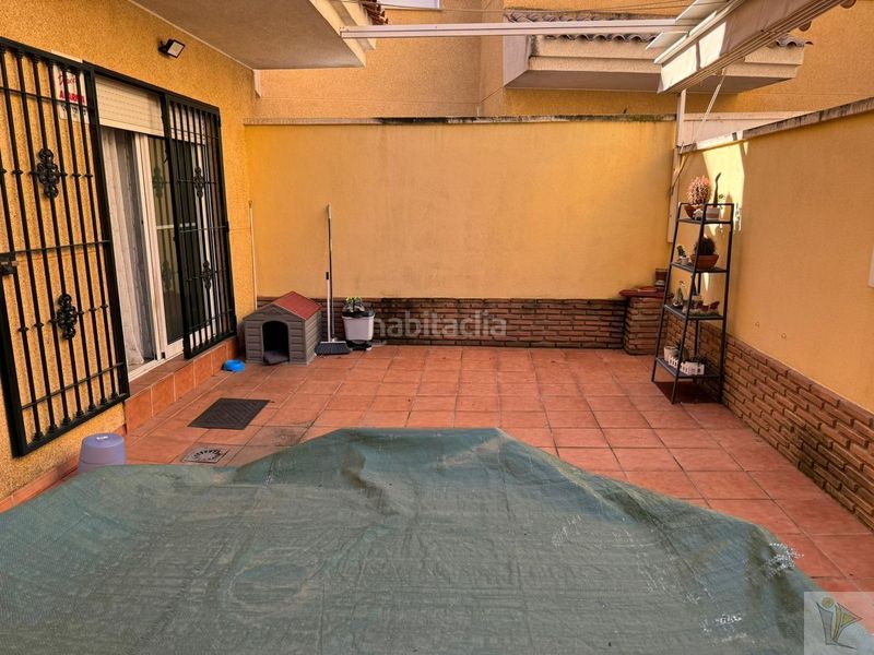 Foto 480d3eef-8f0f-46b9-b883-a46da40b92de. Casa adossada amb calefacció aparcament a Polideportivo Alhendín