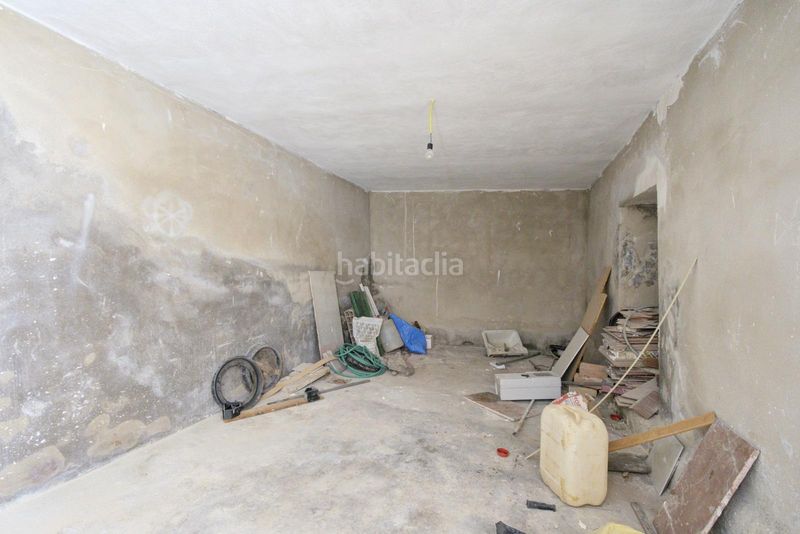 Foto 401cfe34-6ccc-4ce0-b8e2-c17144a8f35b. Casa adossada a Padul