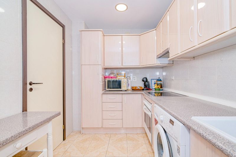 Foto 374493ab-2d30-4f34-9679-29726c13b94f. Casa adossada a Salobreña costa Salobreña