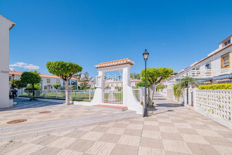 Foto f7be3e7d-73d2-4afb-a11e-81ba35f2ba1f. Casa adossada a Salobreña costa Salobreña