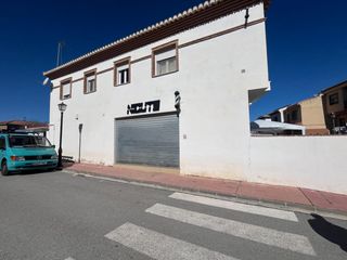 Rent Business premise in Malahá (La). Se vende este local comercial reconvertible a vivienda en la mal