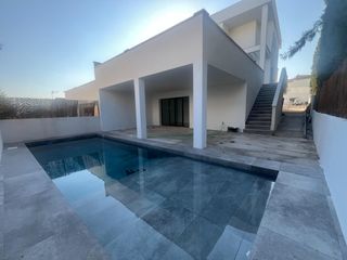 Chalet in Padul. Obra nueva lista para entrar a vivir, chalet de diseño moderno c
