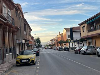 Lloguer Pis a San Cayetano. Piso alquiler amueblado esquina en churriana de la vega
